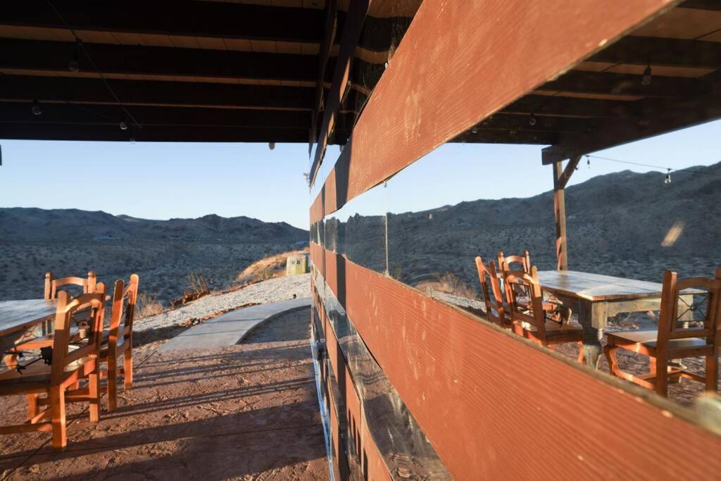 The Invisible Wind Cabin- Joshua Tree Amazing View Yucca Valley Extérieur photo