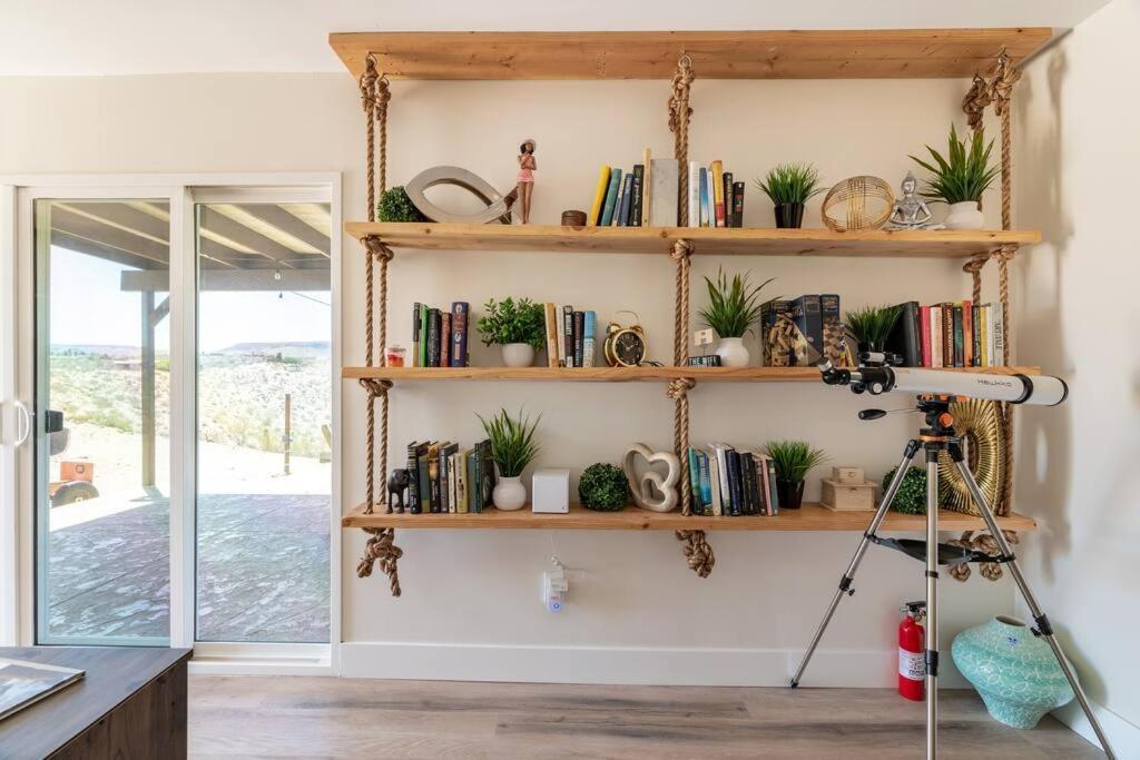 The Invisible Wind Cabin- Joshua Tree Amazing View Yucca Valley Extérieur photo